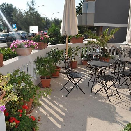 Villa L'Aurora Пескара Екстериор снимка