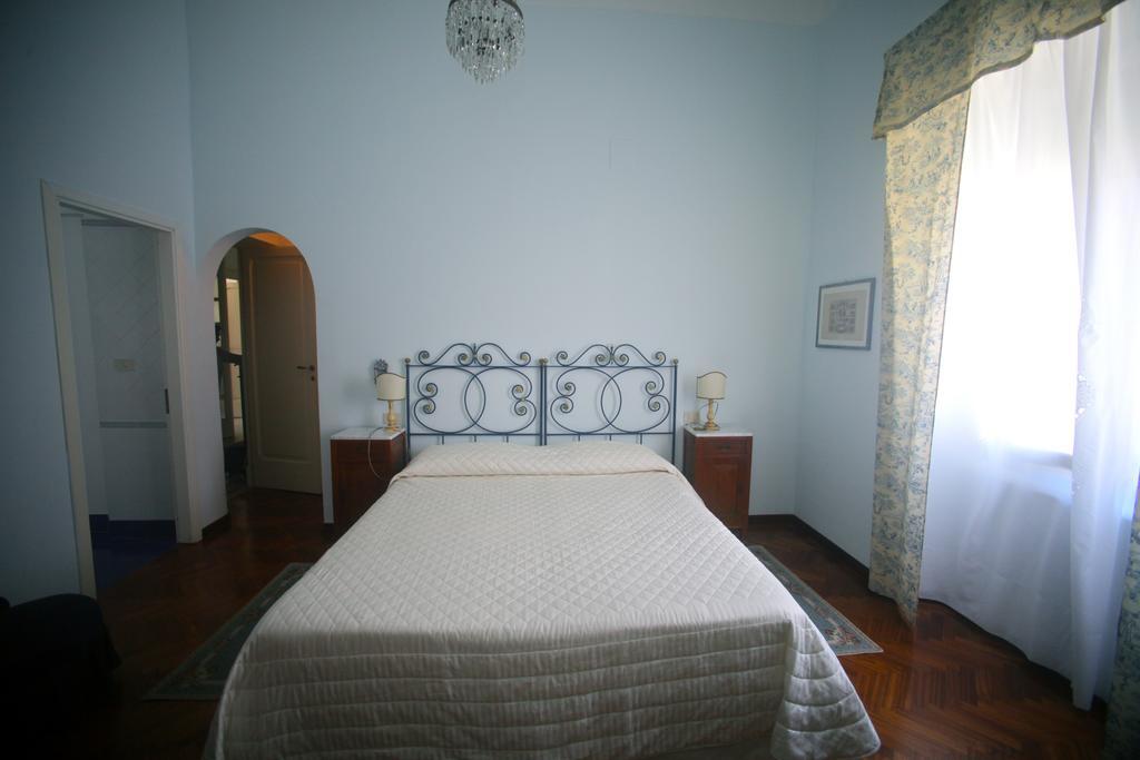 Villa L'Aurora Пескара Екстериор снимка