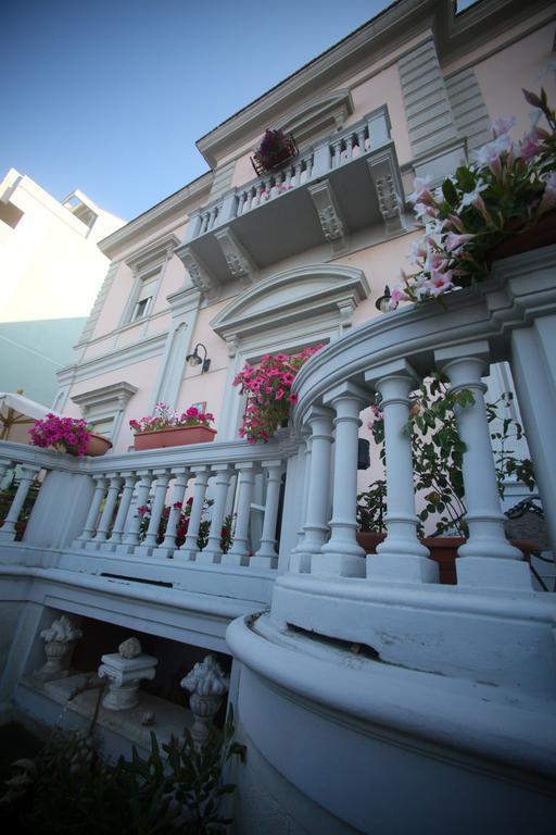 Villa L'Aurora Пескара Екстериор снимка