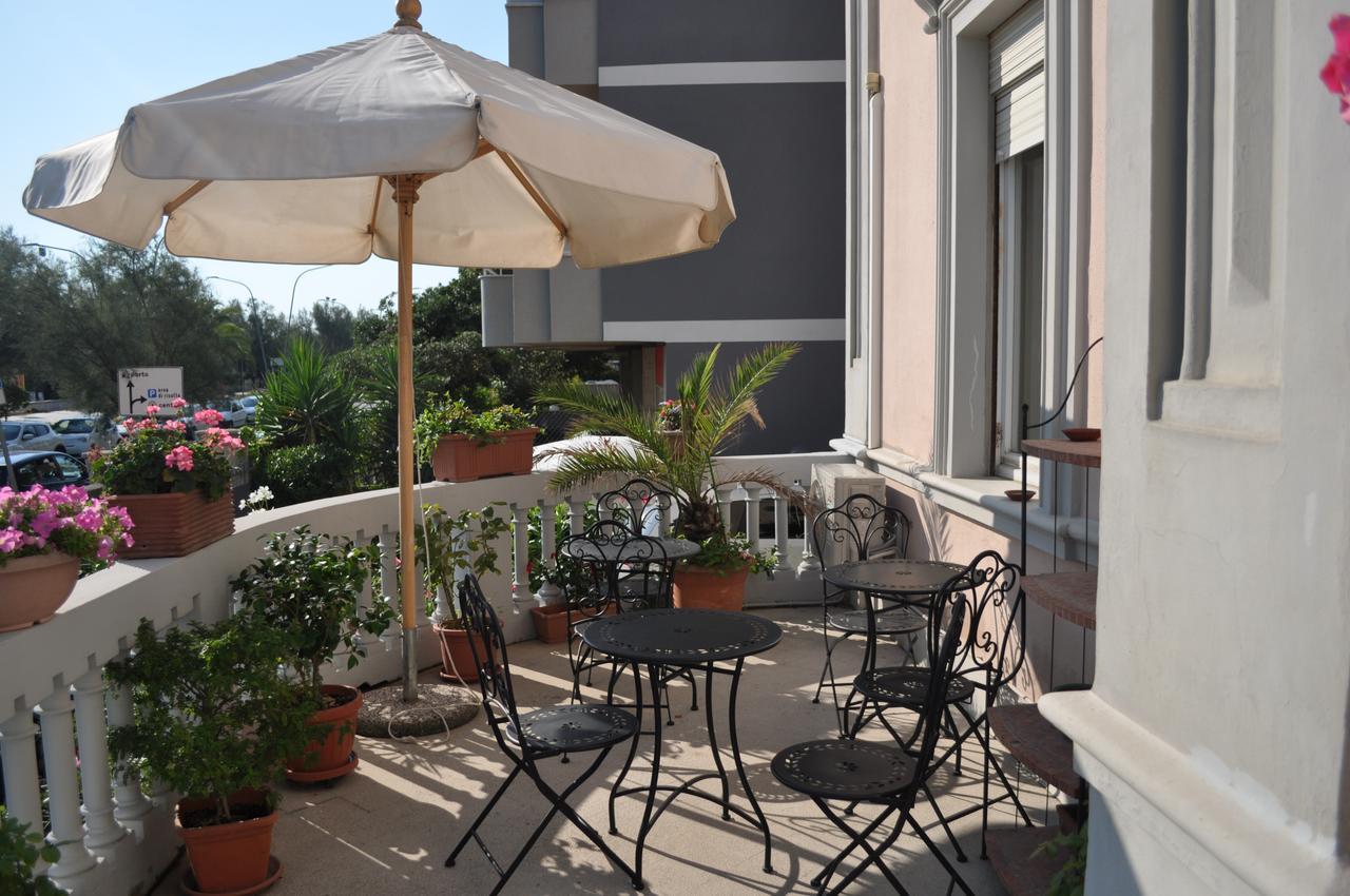 Villa L'Aurora Пескара Екстериор снимка