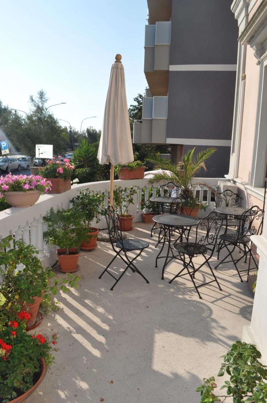 Villa L'Aurora Пескара Екстериор снимка